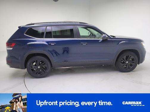 Blue 2023 Volkswagen Atlas SE w/Tech