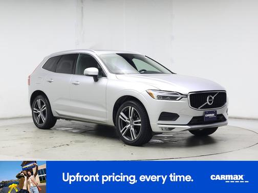 2021 Volvo XC60 T5 Momentum