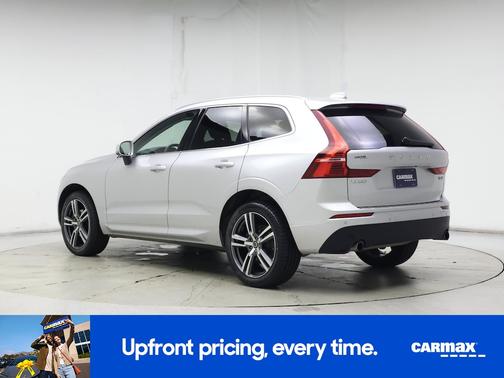 2021 Volvo XC60 T5 Momentum