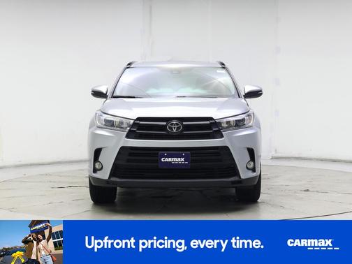 2017 Toyota Highlander SE