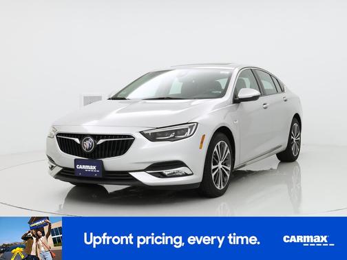 2020 Buick Regal Sportback Essence