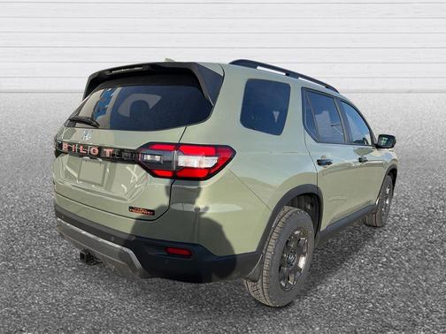 2026 Honda Pilot TrailSport