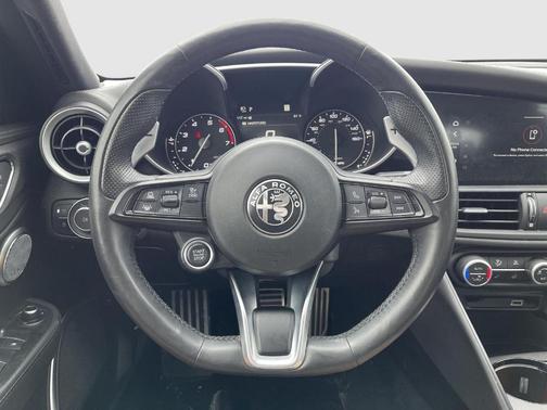 2020 Alfa Romeo Giulia Ti