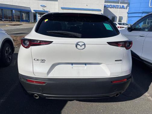 Snowflake White Pearl 2022 Mazda CX-30 2.5 S Preferred Package