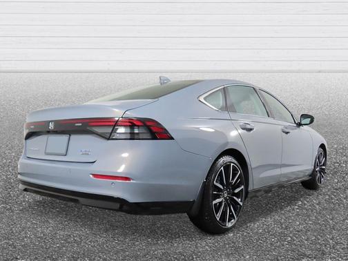Urban Gray Pearl 2026 Honda Accord Hybrid Touring