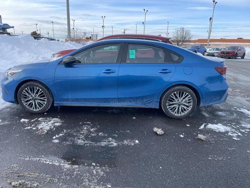 2023 Kia Forte GT-Line