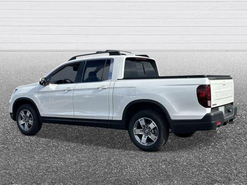 Platinum White Pearl 2026 Honda Ridgeline RTL