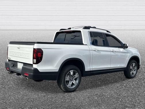Platinum White Pearl 2026 Honda Ridgeline RTL