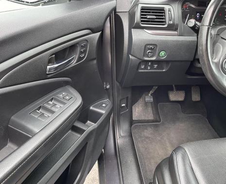 Modern Steel Metallic 2023 Honda Ridgeline RTL