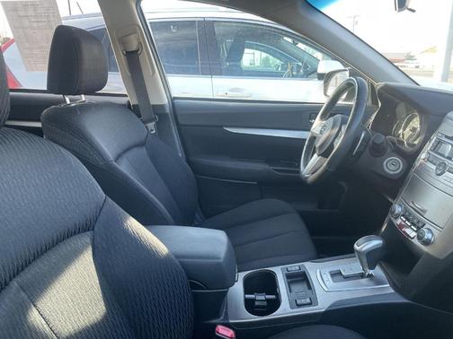 2011 Subaru Outback 2.5i Premium