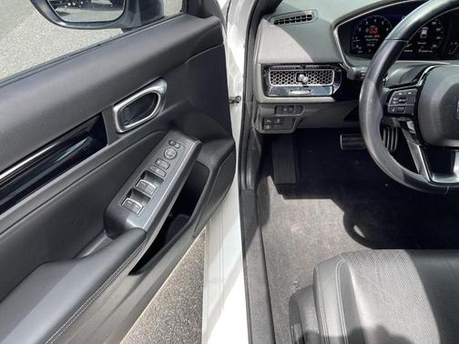2022 Honda Civic Sport Touring