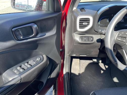 Scarlet Red Pearl 2023 Hyundai VENUE Limited