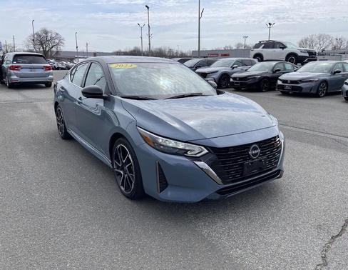 2t Gry Blk Roof 2024 Nissan Sentra SR