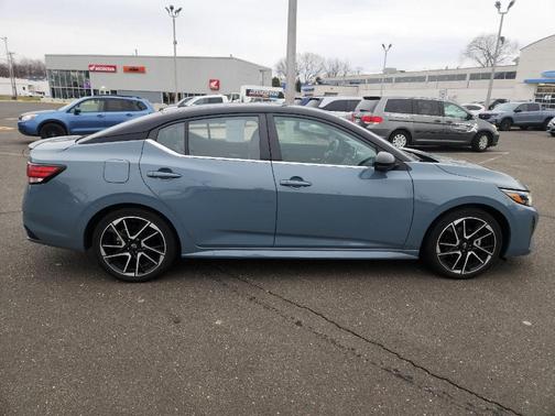 2024 Nissan Sentra SR