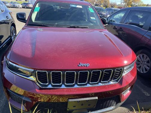 2023 Jeep Grand Cherokee Laredo