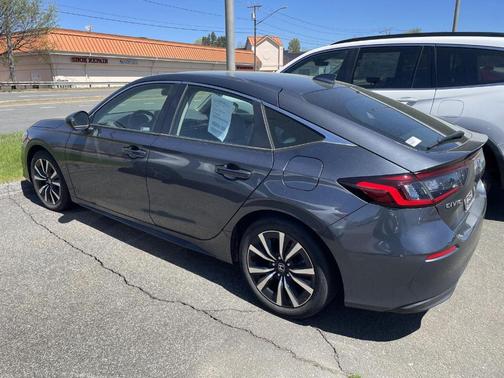 2022 Honda Civic EX-L