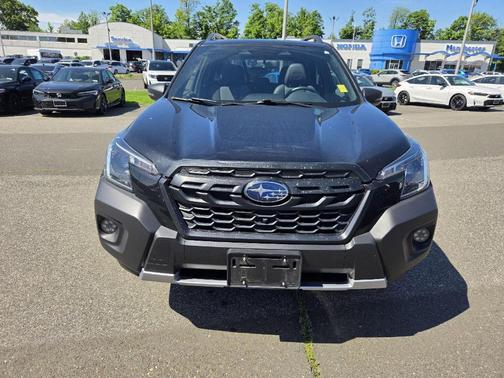 Crystal Black Silica 2024 Subaru Forester Wilderness