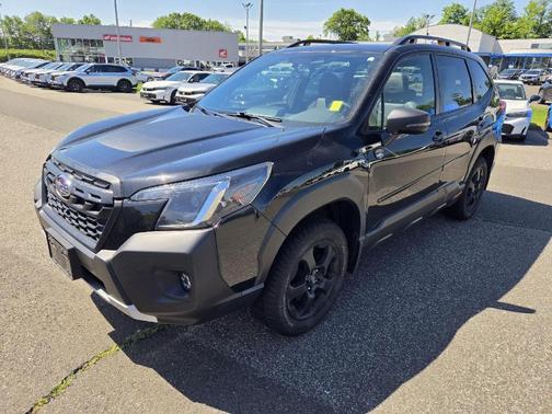 Crystal Black Silica 2024 Subaru Forester Wilderness
