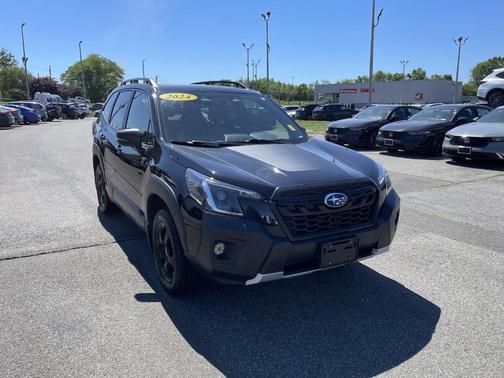 Crystal Black Silica 2024 Subaru Forester Wilderness