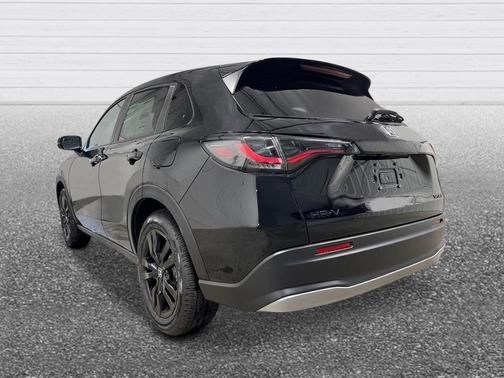 Crystal Black Pearl 2026 Honda HR-V Sport