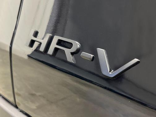 Crystal Black Pearl 2026 Honda HR-V Sport