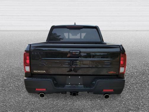 Crystal Black Pearl 2026 Honda Ridgeline TrailSport+