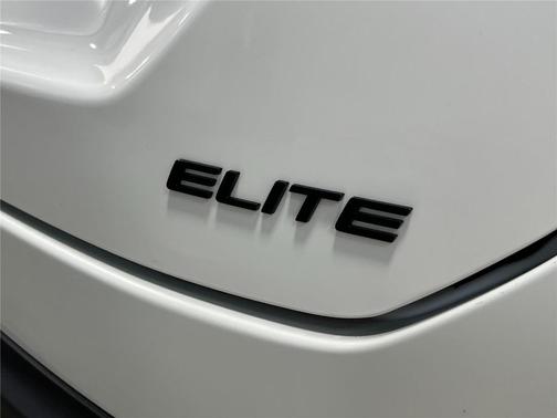 Platinum White Pearl 2026 Honda Pilot Elite