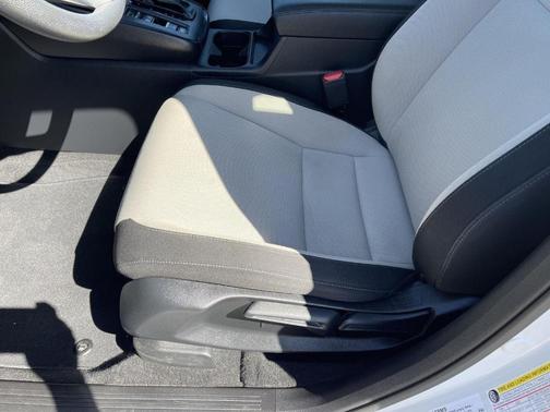 Platinum White Pearl 2024 Honda CR-V LX
