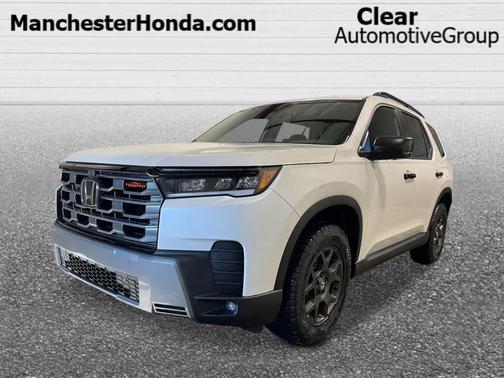 Platinum White Pearl 2026 Honda Pilot TrailSport