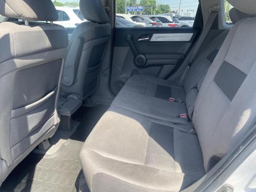 Silver 2011 Honda CR-V SE