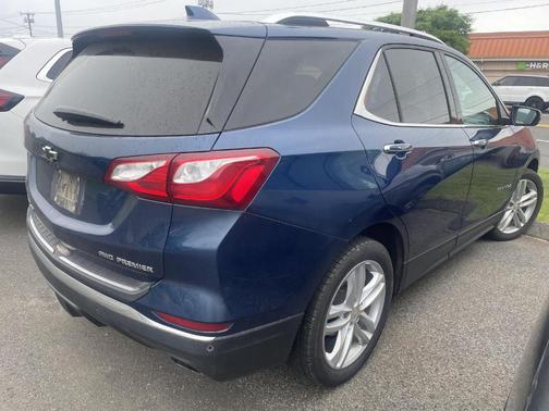 Pacific Blue Metallic 2019 Chevrolet Equinox Premier w/2LZ