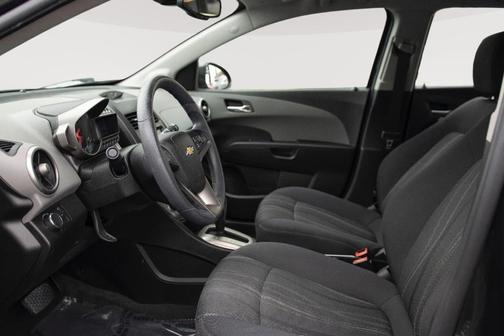 2016 Chevrolet Sonic LT