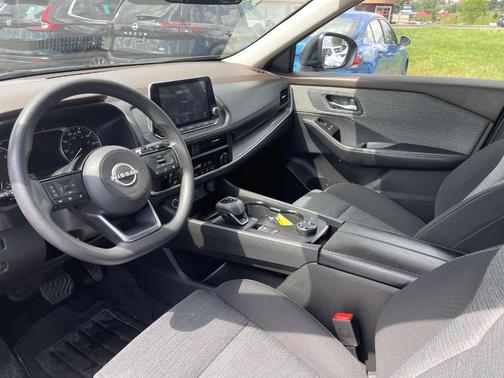 Black 2023 Nissan Rogue SV