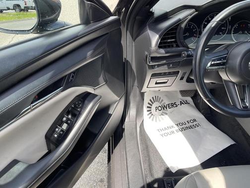 2023 Mazda Mazda3 FWD w/Preferred Package