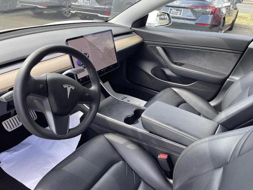 2020 Tesla Model 3 Performance