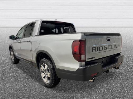 Solar Silver Metallic 2026 Honda Ridgeline RTL