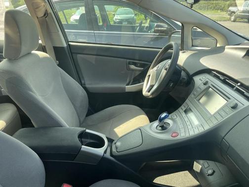 2015 Toyota Prius PERSONA SERIES