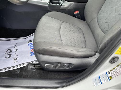 Super White 2021 Toyota RAV4 XLE