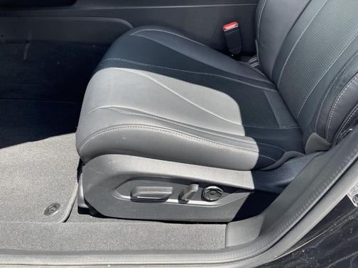 Majestic Black Pearl 2025 Acura TLX Technology