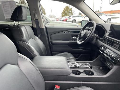 2023 Honda Pilot EX-L 7-Passenger