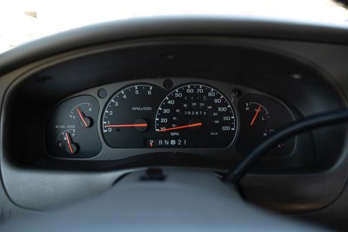 2002 Mazda B3000 DS Cab Plus