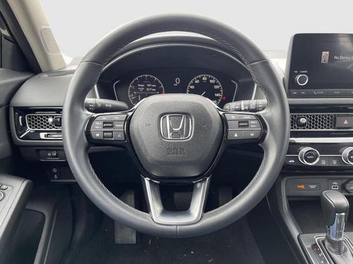 2022 Honda Civic EX-L