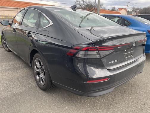 Crystal Black Pearl 2023 Honda Accord EX