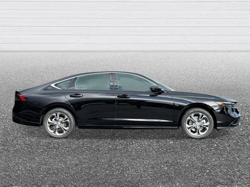 Crystal Black Pearl 2026 Honda Accord Hybrid EX-L