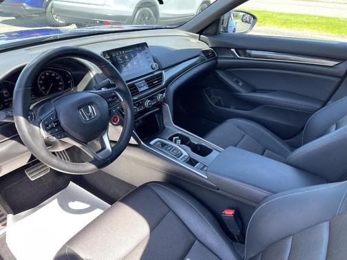 2022 Honda Accord Sport 2.0T