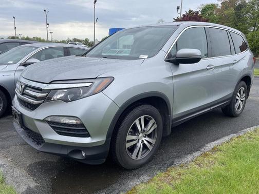 Lunar Silver Metallic 2018 Honda Pilot EX-L