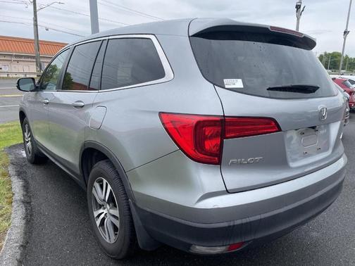 Lunar Silver Metallic 2018 Honda Pilot EX-L