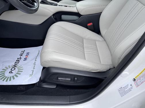 Platinum White Pearl 2024 Honda HR-V EX-L