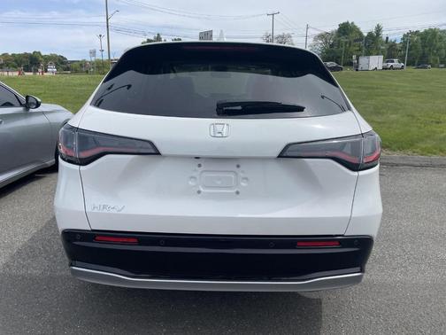 Platinum White Pearl 2024 Honda HR-V EX-L