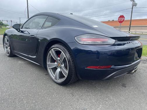 2018 Porsche 718 Cayman S